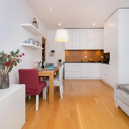 Nadmorski Z Parkingiem Redlowo By Renters Gdynia