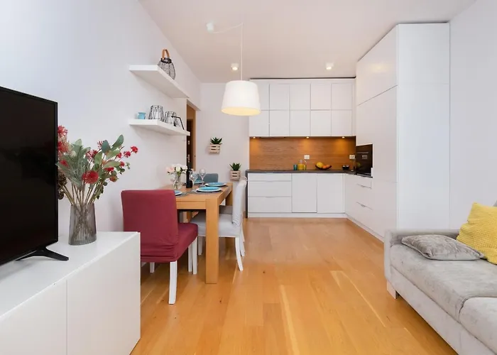 Nadmorski Z Parkingiem Redlowo By Renters Gdynia